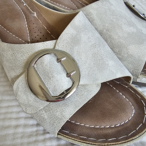 Wedge Mule Sandals, Open Toe with Buckles in Ivory, Size 8 Medium - Picture 12 of 16